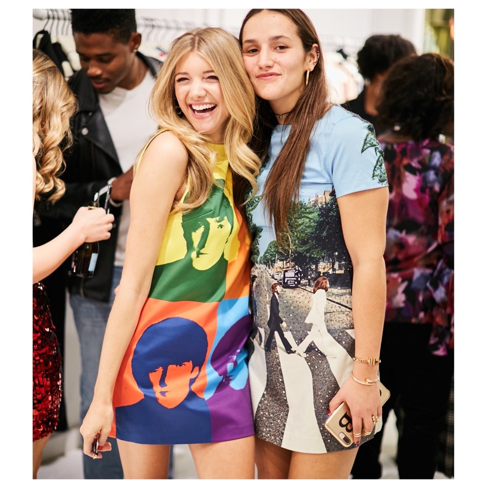 ALICE + OLIVIA X BEATLES CLYDE SHIFT DRESS - Picture 7 of 16